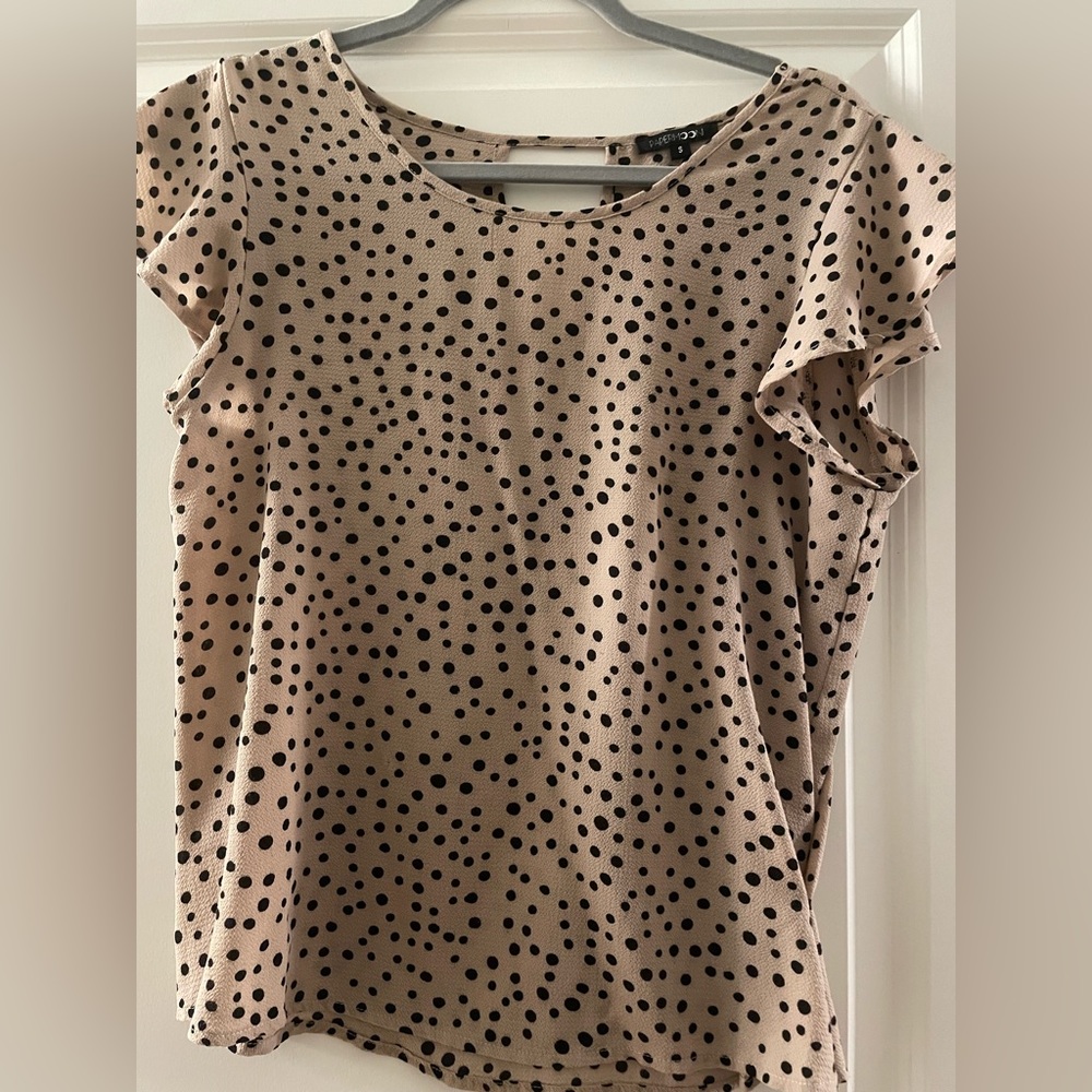 Keyhole Back Blouse - Picture 3 of 3